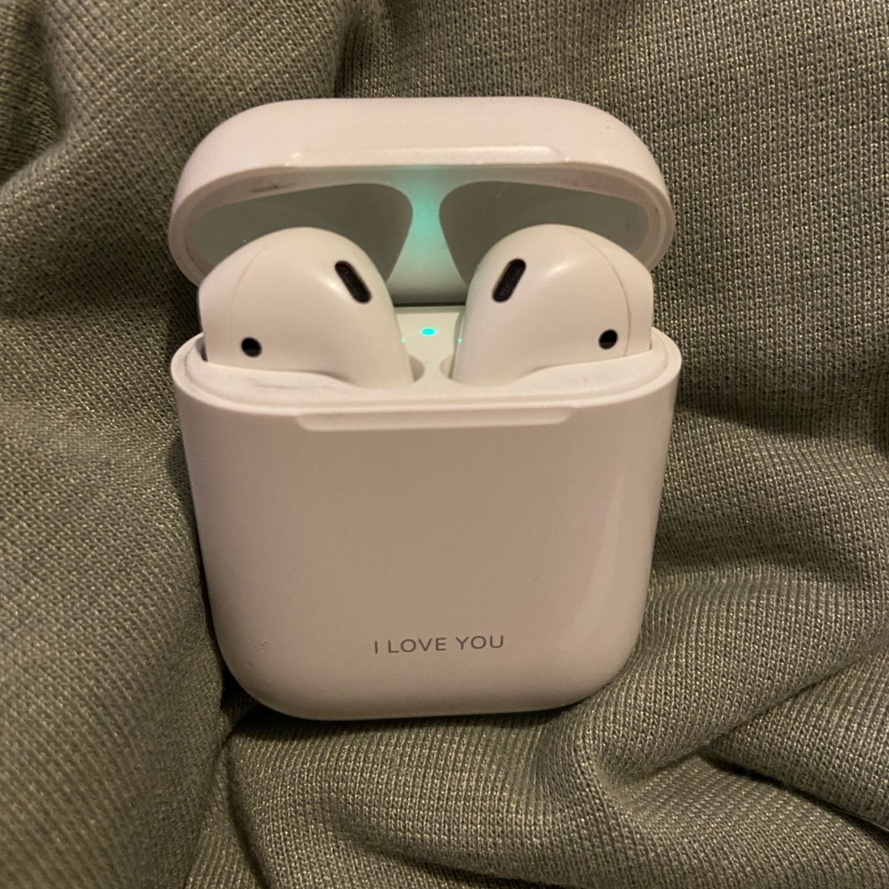 AirPods